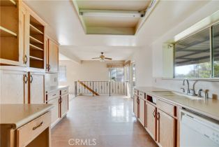 Single Family Residence, 1360 Fallbrook st, Fallbrook, CA 92028 - 16