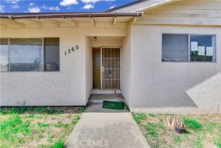 Single Family Residence, 1360 Fallbrook st, Fallbrook, CA 92028 - 4