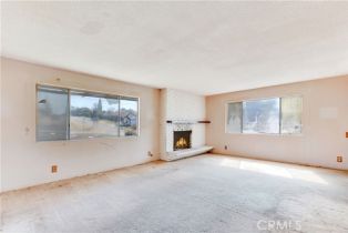 Single Family Residence, 1360 Fallbrook st, Fallbrook, CA 92028 - 6