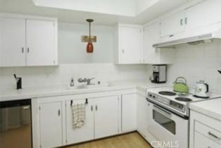 Condominium, 1600 Pomona ave, Fullerton, CA 92832 - 8