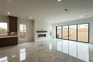 Single Family Residence, 20425 Edgewood Court, Chatsworth, CA 91311 - 12