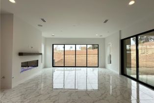 Single Family Residence, 20425 Edgewood Court, Chatsworth, CA 91311 - 13