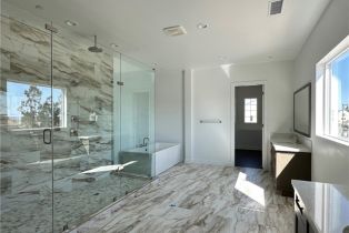 Single Family Residence, 20425 Edgewood Court, Chatsworth, CA 91311 - 15