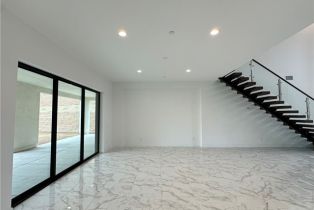 Single Family Residence, 20425 Edgewood Court, Chatsworth, CA 91311 - 4