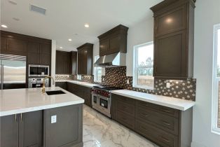 Single Family Residence, 20425 Edgewood Court, Chatsworth, CA 91311 - 6