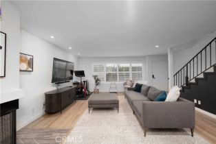 Condominium, 4321 Matilija ave, Sherman Oaks, CA 91423 - 4