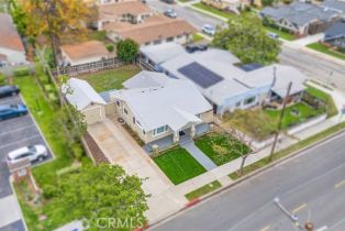 Single Family Residence, 1058 Almond ave, Orange, CA 92866 - 34