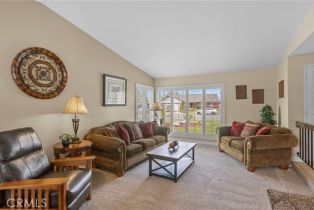 Single Family Residence, 17525 La Entrada dr, Yorba Linda, CA 92886 - 4