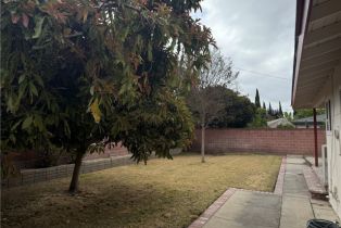 Single Family Residence, 4409 Sirius ave, Orange, CA 92868 - 10