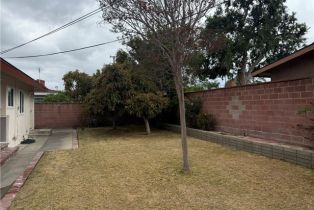 Single Family Residence, 4409 Sirius ave, Orange, CA 92868 - 11