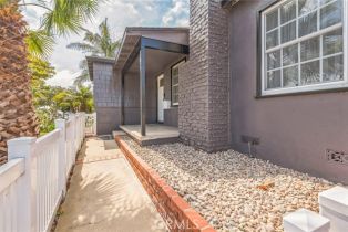 Single Family Residence, 703 Avenue D, Redondo Beach, CA 90277 - 7