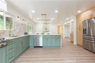 Single Family Residence, 14879 Jadestone dr, Sherman Oaks, CA 91403 - 19