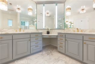 Single Family Residence, 14879 Jadestone dr, Sherman Oaks, CA 91403 - 30