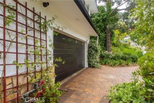 Single Family Residence, 14879 Jadestone dr, Sherman Oaks, CA 91403 - 4