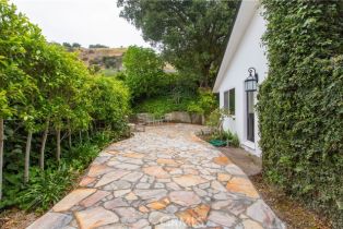 Single Family Residence, 14879 Jadestone dr, Sherman Oaks, CA 91403 - 41