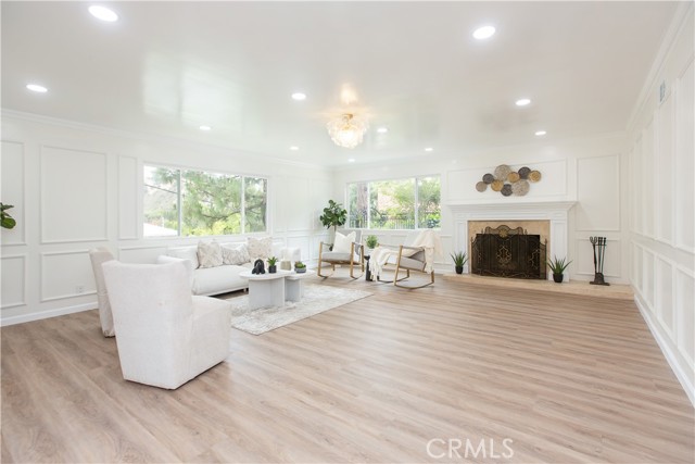 Single Family Residence, 14879 Jadestone dr, Sherman Oaks, CA 91403 - 1