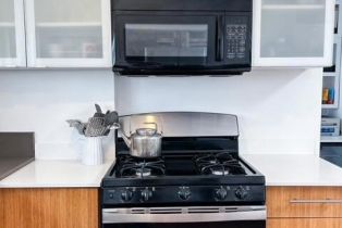 Single Family Residence, 213 Rossmore dr, Oxnard, CA 93035 - 17