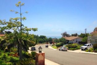 , 1678 Buena Vista st, Ventura, CA 93001 - 3