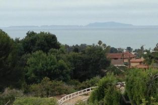 , 1678 Buena Vista st, Ventura, CA 93001 - 5