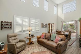 Single Family Residence, 9653 Chamberlain st, Ventura, CA 93004 - 4