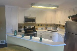 Condominium, 2713 Antonio dr, Camarillo, CA 93010 - 5