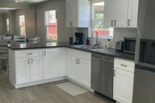 Single Family Residence, 201 Olive st, Ventura, CA 93001 - 4