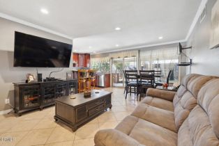 Single Family Residence, 399 Mira Flores ct, Camarillo, CA 93012 - 12