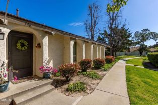 Single Family Residence, 550 Holly AVE, Oxnard, CA  Oxnard, CA 93036