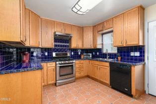 Single Family Residence, 226 El Medio st, Ventura, CA 93001 - 12