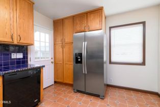 Single Family Residence, 226 El Medio st, Ventura, CA 93001 - 14