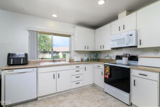 Single Family Residence, 23224 Village 23, Camarillo, CA 93012 - 18