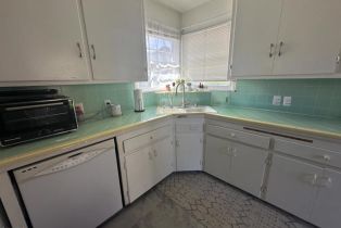 Residential Income, 66 Dos Caminos ave, Ventura, CA 93003 - 3