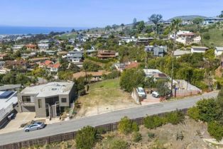 , 445 Lupine way, Ventura, CA 93001 - 2