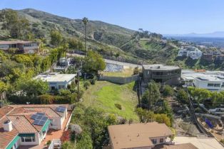 , 445 Lupine way, Ventura, CA 93001 - 4