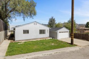 Single Family Residence, 6015 Peppertree ln, Simi Valley, CA 93063 - 2