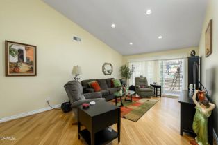 Single Family Residence, 28210 Village 28, Camarillo, CA 93012 - 4