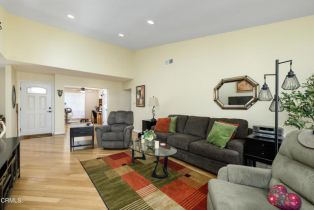 Single Family Residence, 28210 Village 28, Camarillo, CA 93012 - 5