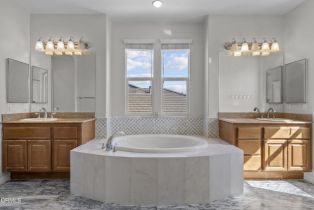 Single Family Residence, 2012 Keltic Lodge dr, Oxnard, CA 93036 - 25