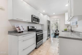Single Family Residence, 15233 Camarillo st, Sherman Oaks, CA 91403 - 11