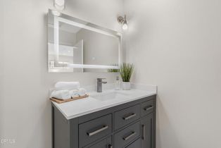 Single Family Residence, 15233 Camarillo st, Sherman Oaks, CA 91403 - 27