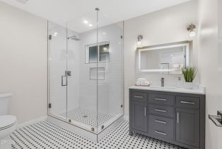 Single Family Residence, 15233 Camarillo st, Sherman Oaks, CA 91403 - 29