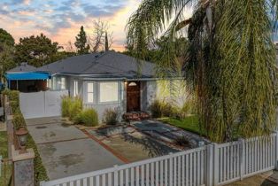 Single Family Residence, 15233 Camarillo st, Sherman Oaks, CA 91403 - 4
