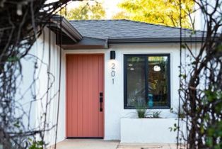 Single Family Residence, 201 Fox ST, Ojai, CA  Ojai, CA 93023