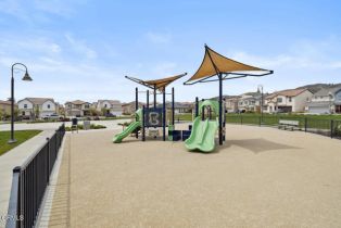 Single Family Residence, 420 Celebration ln, Santa Paula, CA 93060 - 30