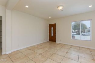 Single Family Residence, 303 Anacapa st, Ventura, CA 93001 - 4