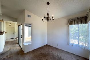 Single Family Residence, 1352 Fallen Leaf ave, Ventura, CA 93004 - 11