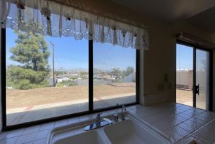 Single Family Residence, 1352 Fallen Leaf ave, Ventura, CA 93004 - 16