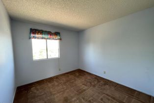 Single Family Residence, 1352 Fallen Leaf ave, Ventura, CA 93004 - 38