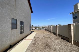 Single Family Residence, 1352 Fallen Leaf ave, Ventura, CA 93004 - 48