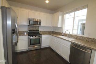 Single Family Residence, 3139 Lisbon ln, Oxnard, CA 93036 - 12